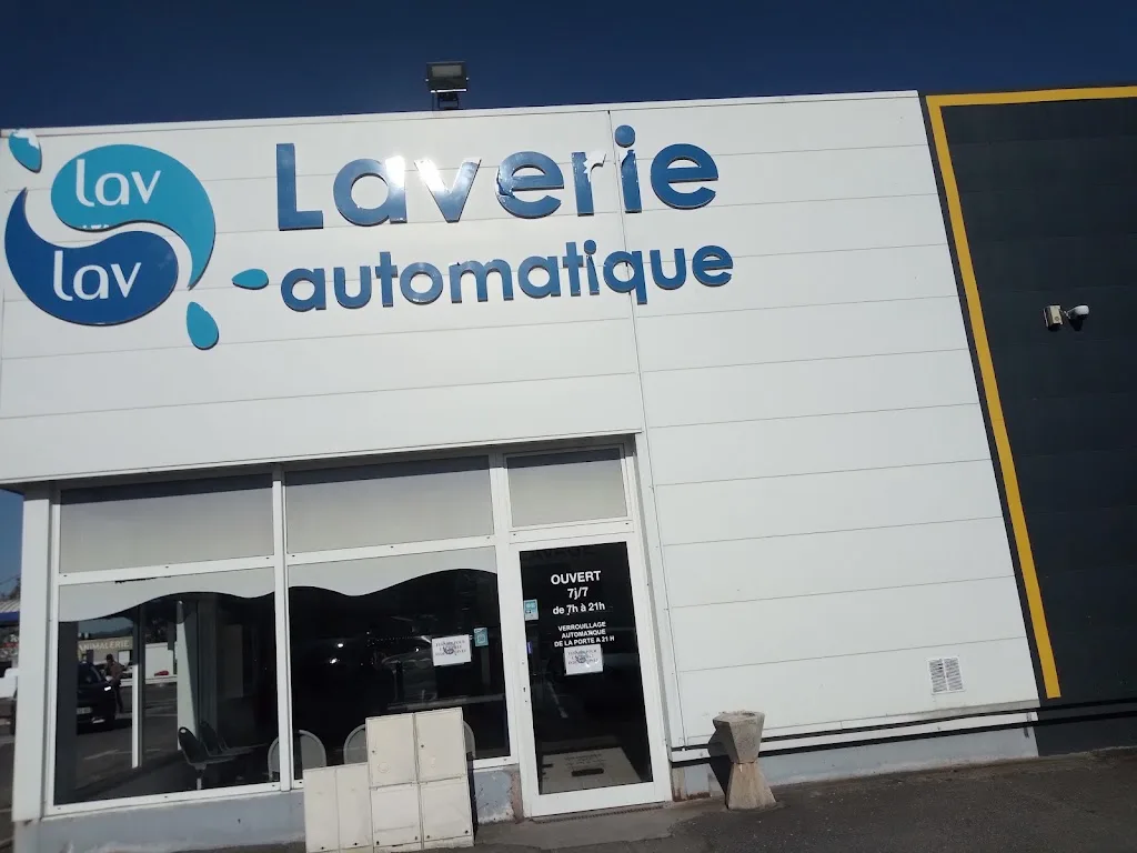 Lav Lav - photo 2