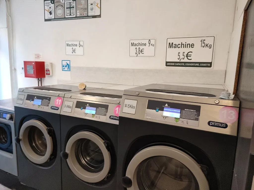 Laverie Revolution Laundry - photo 2