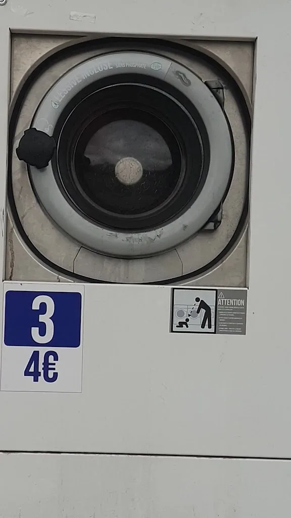 Laverie automatique carrefour - photo 1