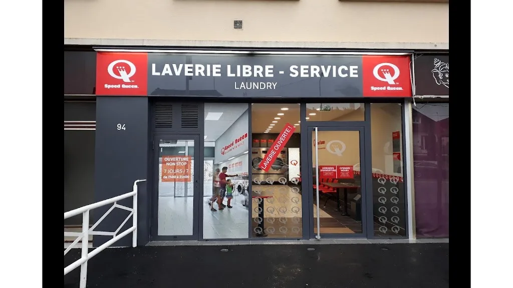 Laverie Revolution Laundry - photo 2