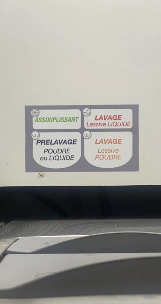 Laverie Pressing Libre Service - photo 2