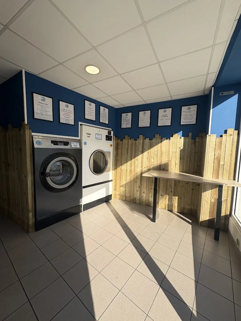 Laverie Revolution Laundry - photo 2