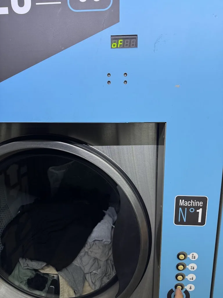 Laverie Revolution Laundry - photo 1
