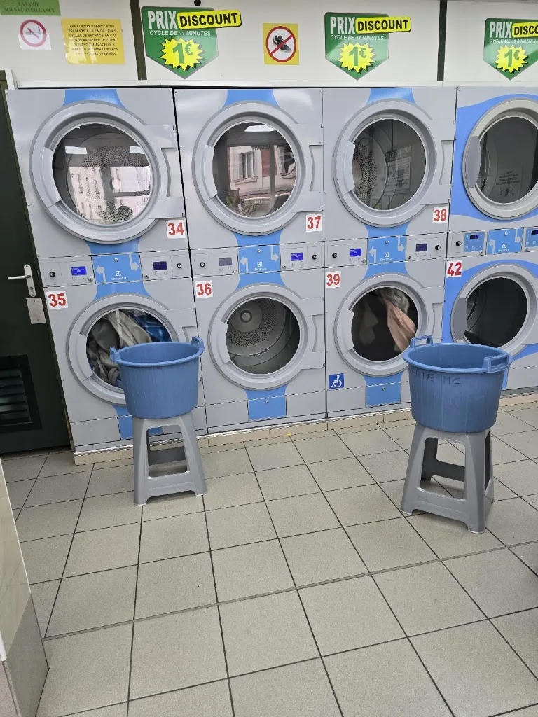 LAVERIE AUTOMATIQUE - photo 2
