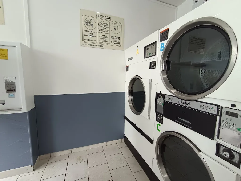 Laverie Revolution Laundry - photo 2