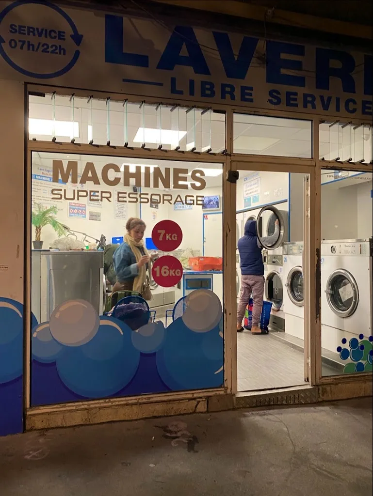 Laverie libre service - photo 1