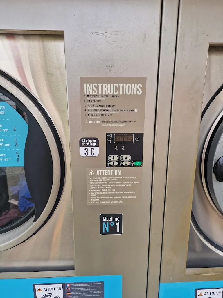 Laverie Revolution Laundry - photo 1