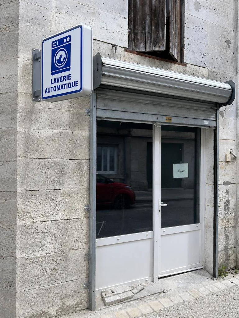 laverie brossac - photo 1