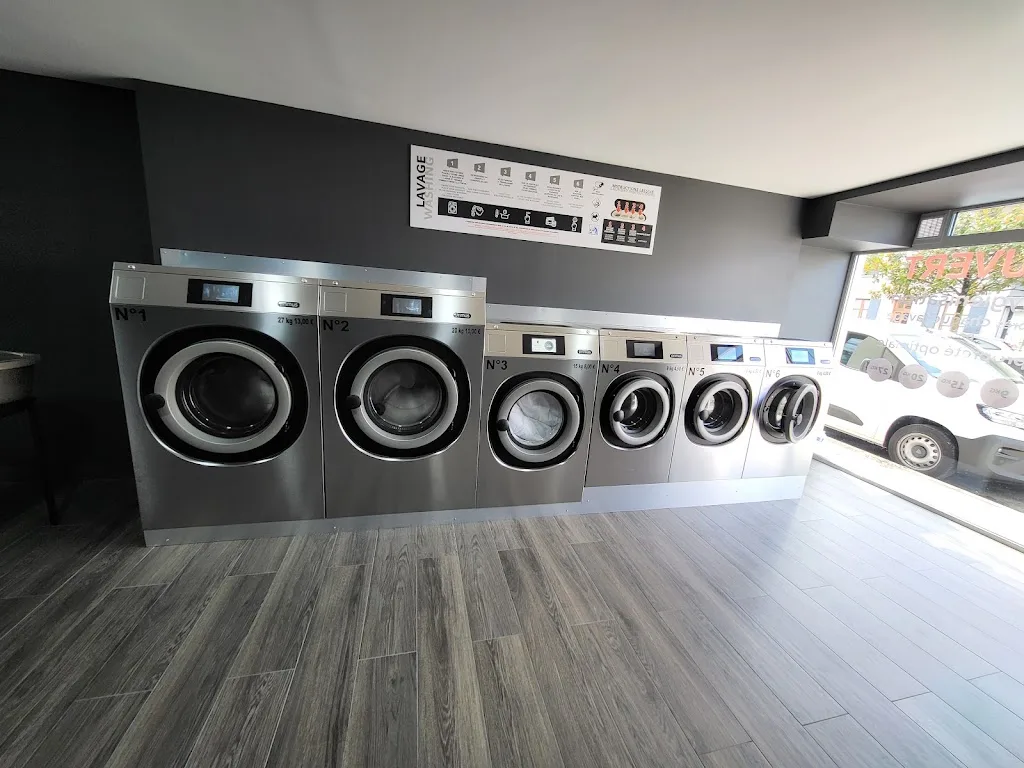 Laverie Revolution Laundry - photo 2